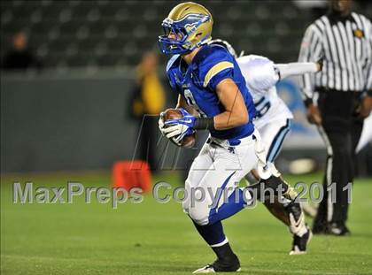 Thumbnail 3 in Bellarmine vs. Santa Margarita (CIF State D1 Final) photogallery.