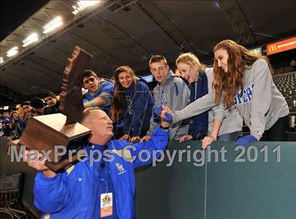 Thumbnail 3 in Bellarmine vs. Santa Margarita (CIF State D1 Final) photogallery.