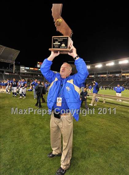 Thumbnail 1 in Bellarmine vs. Santa Margarita (CIF State D1 Final) photogallery.