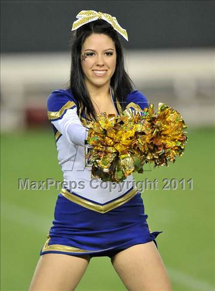 Thumbnail 1 in Bellarmine vs. Santa Margarita (CIF State D1 Final) photogallery.