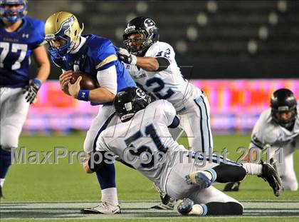 Thumbnail 3 in Bellarmine vs. Santa Margarita (CIF State D1 Final) photogallery.