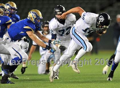 Thumbnail 2 in Bellarmine vs. Santa Margarita (CIF State D1 Final) photogallery.