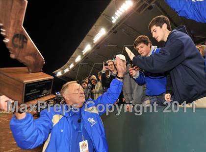Thumbnail 3 in Bellarmine vs. Santa Margarita (CIF State D1 Final) photogallery.