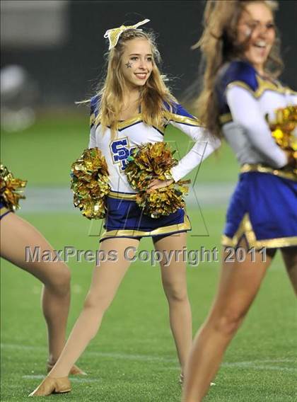 Thumbnail 2 in Bellarmine vs. Santa Margarita (CIF State D1 Final) photogallery.