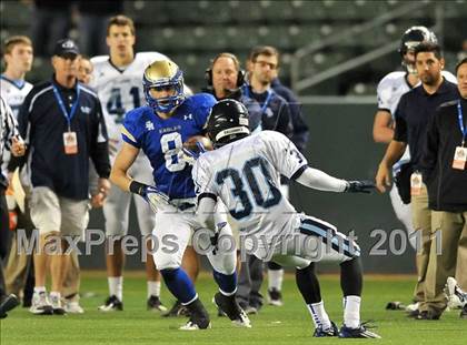Thumbnail 3 in Bellarmine vs. Santa Margarita (CIF State D1 Final) photogallery.