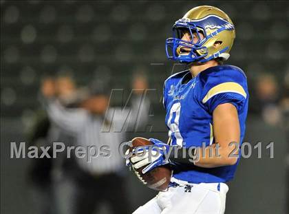 Thumbnail 3 in Bellarmine vs. Santa Margarita (CIF State D1 Final) photogallery.