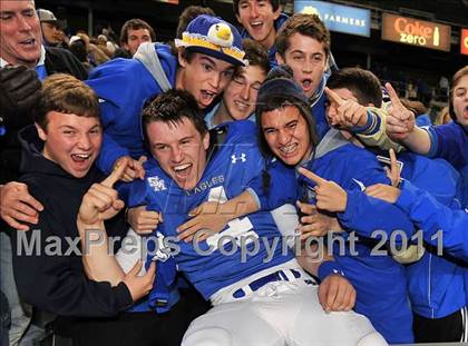 Thumbnail 2 in Bellarmine vs. Santa Margarita (CIF State D1 Final) photogallery.