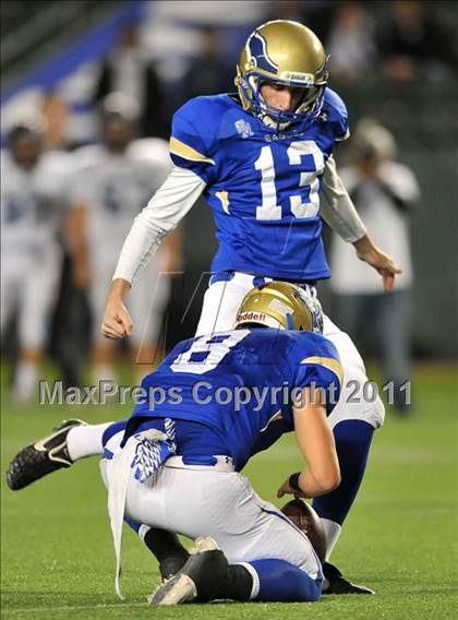 Thumbnail 2 in Bellarmine vs. Santa Margarita (CIF State D1 Final) photogallery.