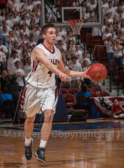 Thumbnail 3 in Weston vs. Valley Regional (CIAC Class M Final) photogallery.