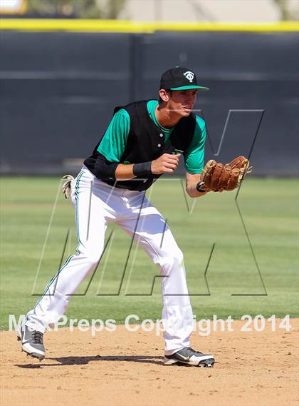 Thumbnail 2 in Valencia vs. Thousand Oaks (CIF SS Playoffs) photogallery.