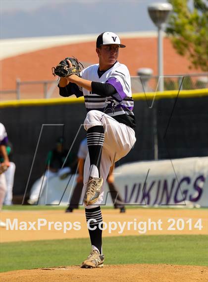 Thumbnail 3 in Valencia vs. Thousand Oaks (CIF SS Playoffs) photogallery.