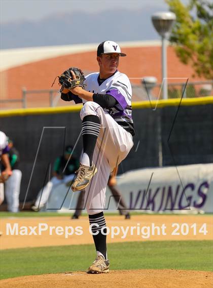 Thumbnail 2 in Valencia vs. Thousand Oaks (CIF SS Playoffs) photogallery.