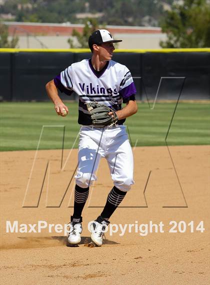 Thumbnail 2 in Valencia vs. Thousand Oaks (CIF SS Playoffs) photogallery.