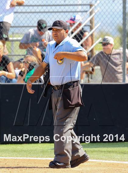 Thumbnail 2 in Valencia vs. Thousand Oaks (CIF SS Playoffs) photogallery.