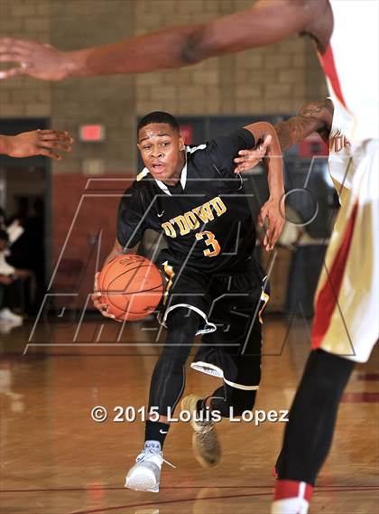 Thumbnail 2 in Bishop O'Dowd vs. Oak Hill Academy (Nike Extravaganza) photogallery.