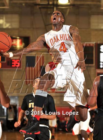 Thumbnail 2 in Bishop O'Dowd vs. Oak Hill Academy (Nike Extravaganza) photogallery.