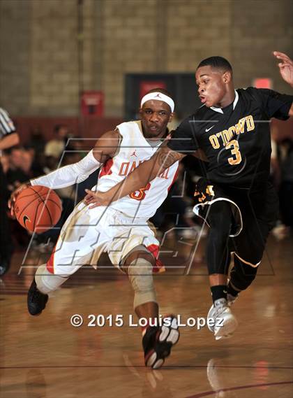 Thumbnail 2 in Bishop O'Dowd vs. Oak Hill Academy (Nike Extravaganza) photogallery.