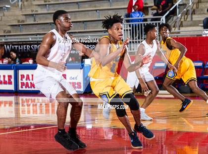 Thumbnail 3 in Putnam City West @ Duncanville (Thanksgiving Hoopfest) photogallery.