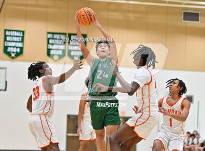 Thumbnail 2 in Venice vs. Dunbar (Swamp Shootout) photogallery.