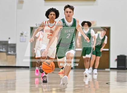 Thumbnail 1 in Venice vs. Dunbar (Swamp Shootout) photogallery.