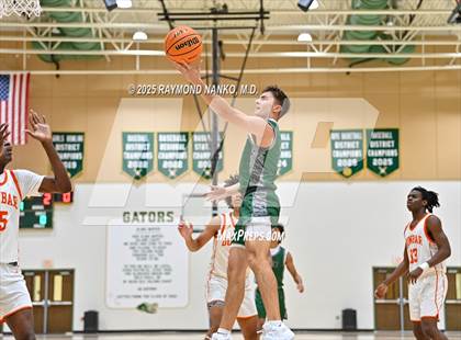 Thumbnail 3 in Venice vs. Dunbar (Swamp Shootout) photogallery.