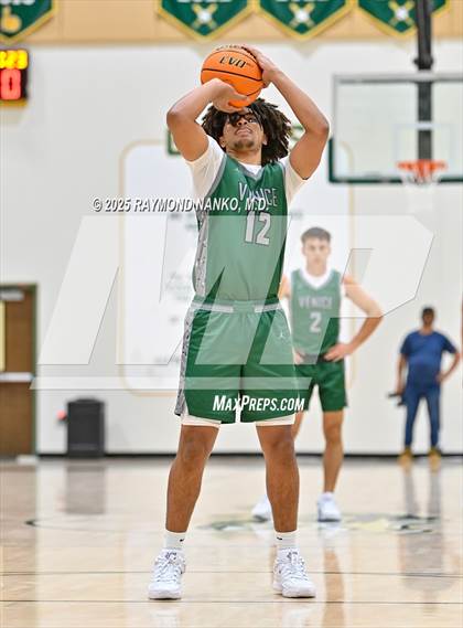 Thumbnail 1 in Venice vs. Dunbar photogallery.