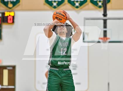 Thumbnail 1 in Venice vs. Dunbar (Swamp Shootout) photogallery.