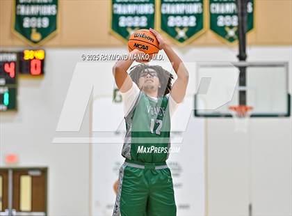 Thumbnail 2 in Venice vs. Dunbar (Swamp Shootout) photogallery.