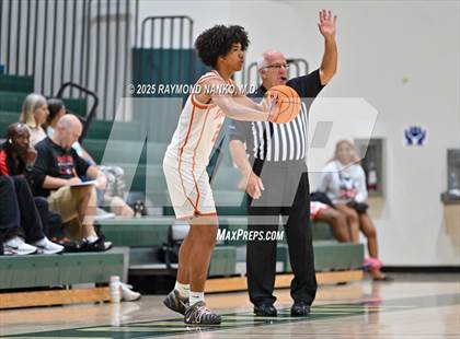 Thumbnail 2 in Venice vs. Dunbar (Swamp Shootout) photogallery.