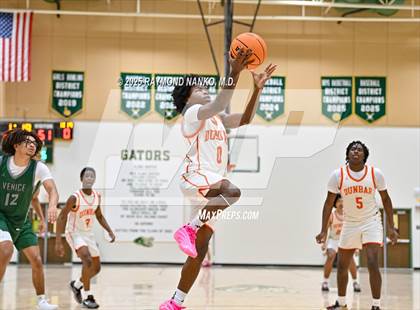 Thumbnail 3 in Venice vs. Dunbar (Swamp Shootout) photogallery.