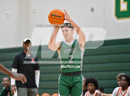 Thumbnail 3 in Venice vs. Dunbar (Swamp Shootout) photogallery.