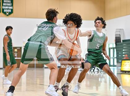 Thumbnail 1 in Venice vs. Dunbar photogallery.