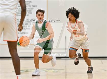 Thumbnail 2 in Venice vs. Dunbar (Swamp Shootout) photogallery.