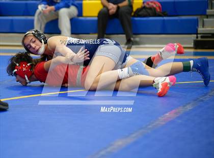 Thumbnail 1 in Kingman Quad Meet photogallery.