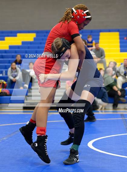 Thumbnail 1 in Kingman Quad Meet photogallery.