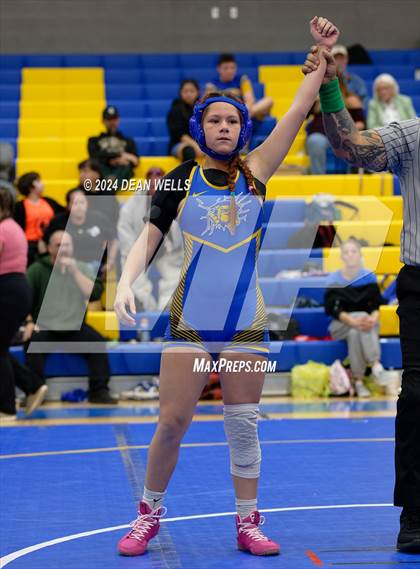 Thumbnail 3 in Kingman Quad Meet photogallery.