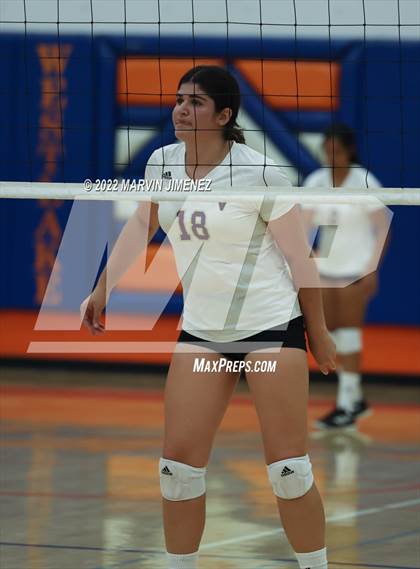 Thumbnail 1 in Westlake vs Valencia  photogallery.