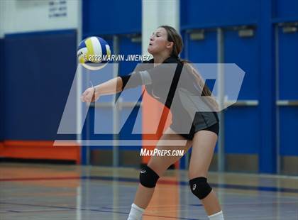 Thumbnail 1 in Westlake vs Valencia  photogallery.