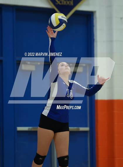 Thumbnail 2 in Westlake vs Valencia  photogallery.