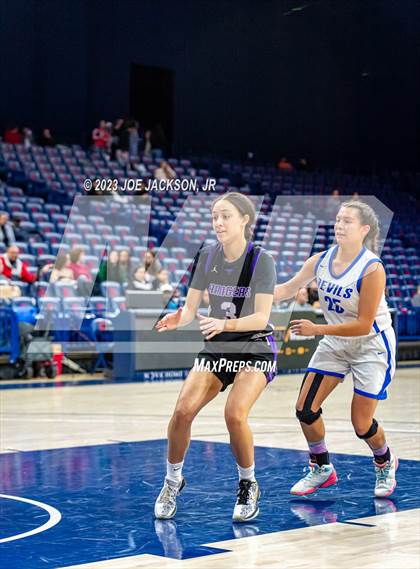 Thumbnail 1 in Rincon/University @ Sunnyside (MLK Basketball Classic) photogallery.