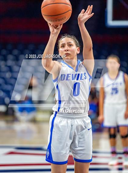Thumbnail 3 in Rincon/University @ Sunnyside (MLK Basketball Classic) photogallery.