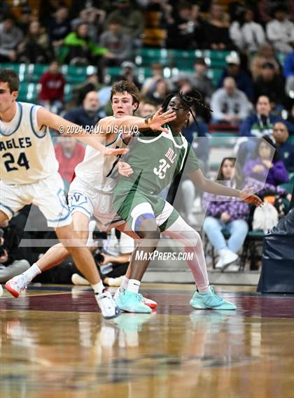 Thumbnail 2 in Valor Christian vs. Smoky Hill (CHSAA 6A Final Four) photogallery.