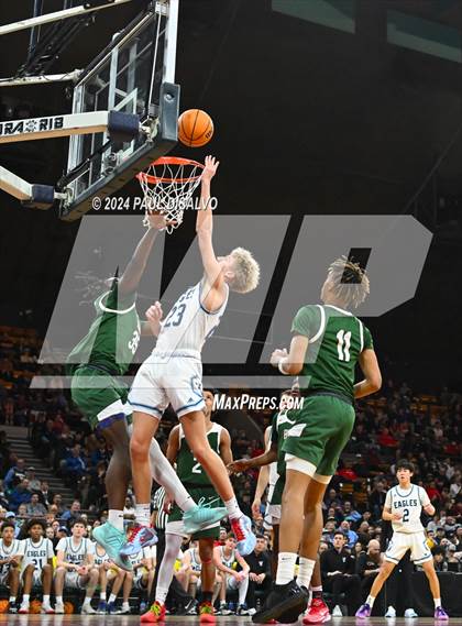 Thumbnail 1 in Valor Christian vs. Smoky Hill (CHSAA 6A Final Four) photogallery.