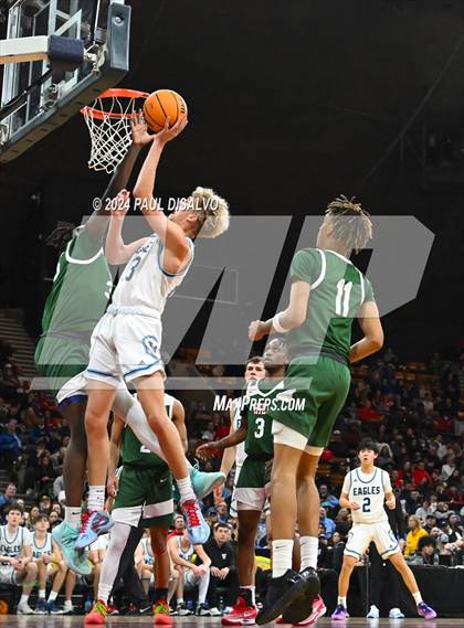 Thumbnail 2 in Valor Christian vs. Smoky Hill (CHSAA 6A Final Four) photogallery.
