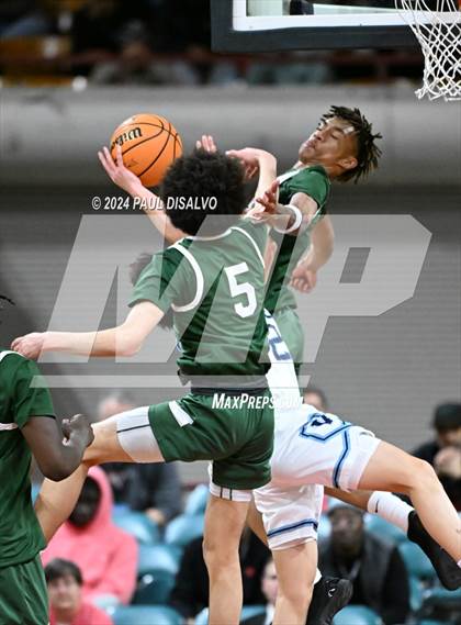 Thumbnail 2 in Valor Christian vs. Smoky Hill (CHSAA 6A Final Four) photogallery.
