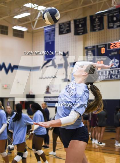 Thumbnail 3 in Fort Bend Clements vs Fort Bend Kempner photogallery.
