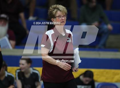 Thumbnail 3 in Benton vs. Lakeside photogallery.