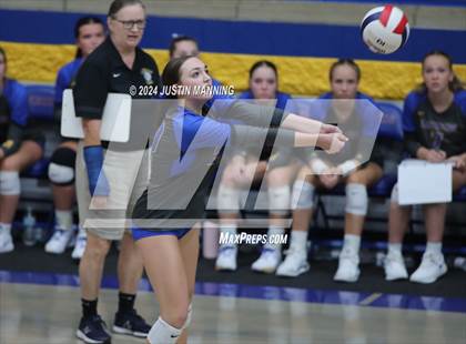 Thumbnail 1 in Benton vs. Lakeside photogallery.