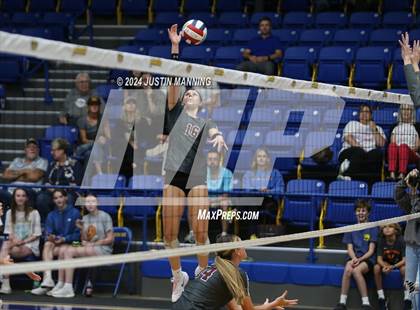 Thumbnail 3 in Benton vs. Lakeside photogallery.