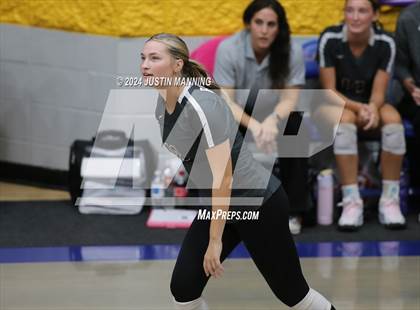Thumbnail 1 in Benton vs. Lakeside photogallery.